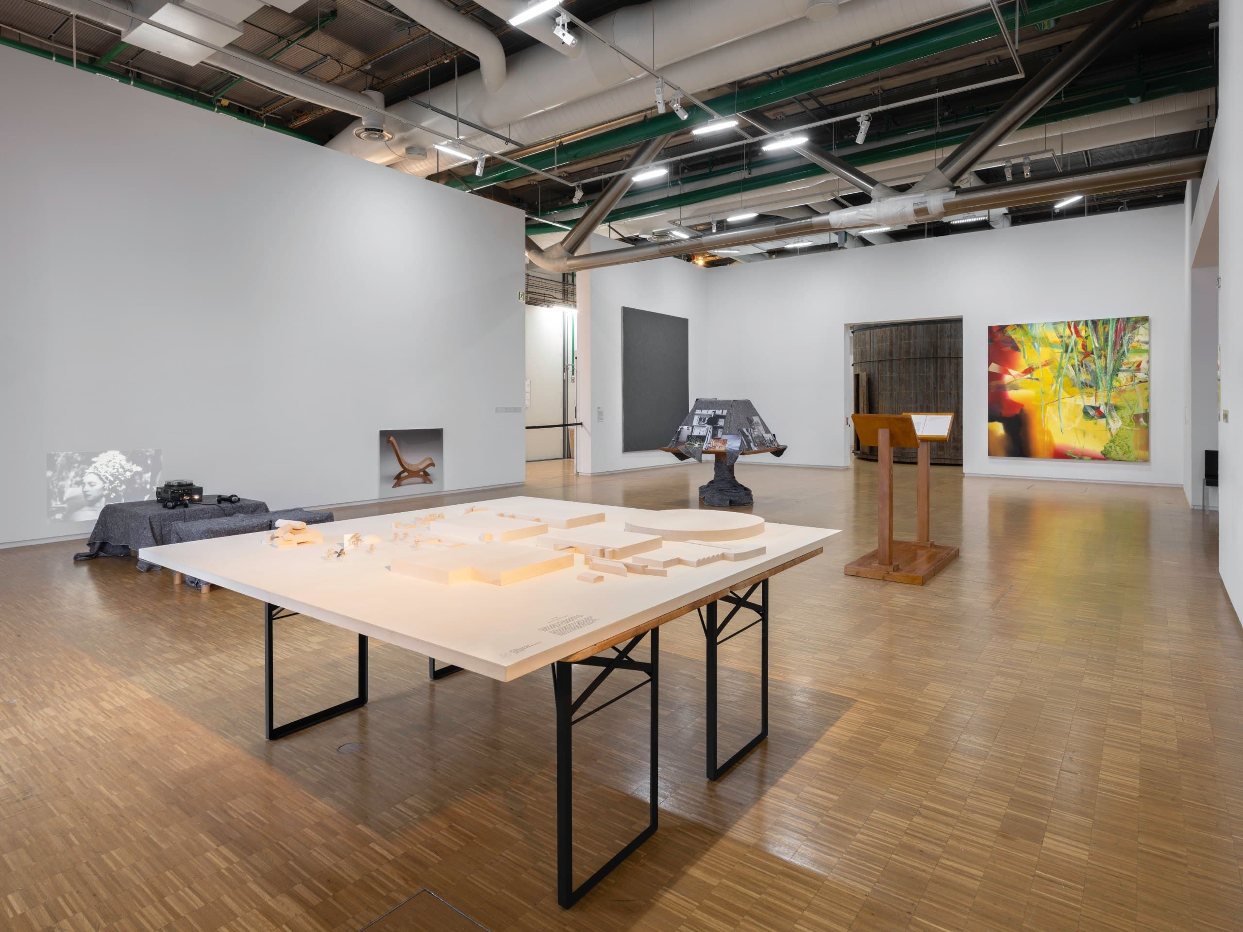 Installation view, Woman with Sombrero "The Barragán Archives," Contemporary collections. Centre Pompidou, Museum, Level 4.  Photo : Centre Pompidou, MNAM-CCI/Audrey Laurans