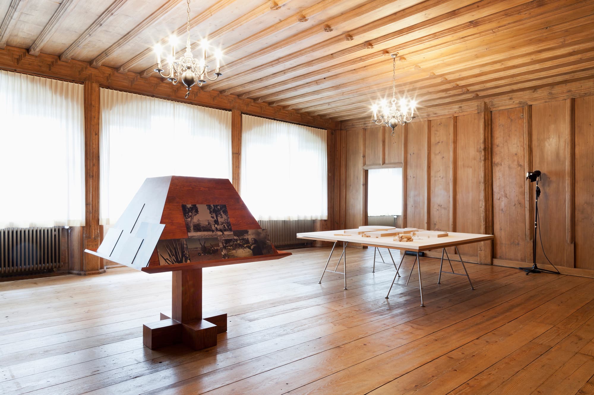 Der Trog, Installation view, Art Basel Parcours, 2013.