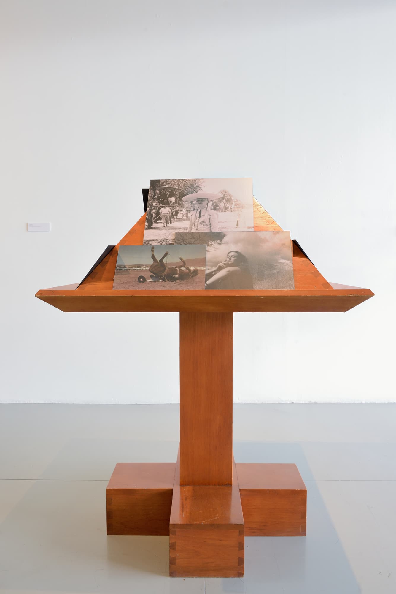 Juan's Facistol, Wood, mounted images, folders. 2014